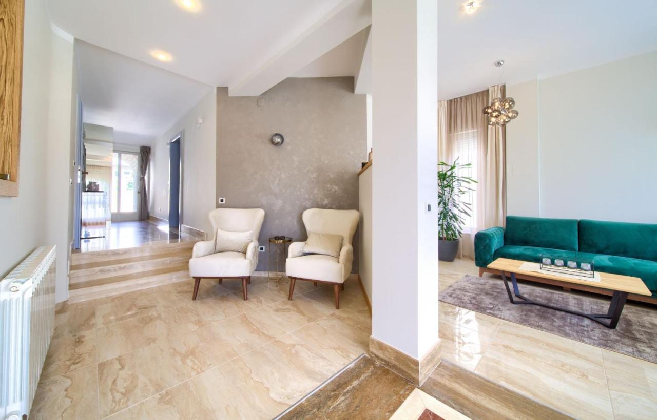Villa Piano Pinezići Εξωτερικό φωτογραφία