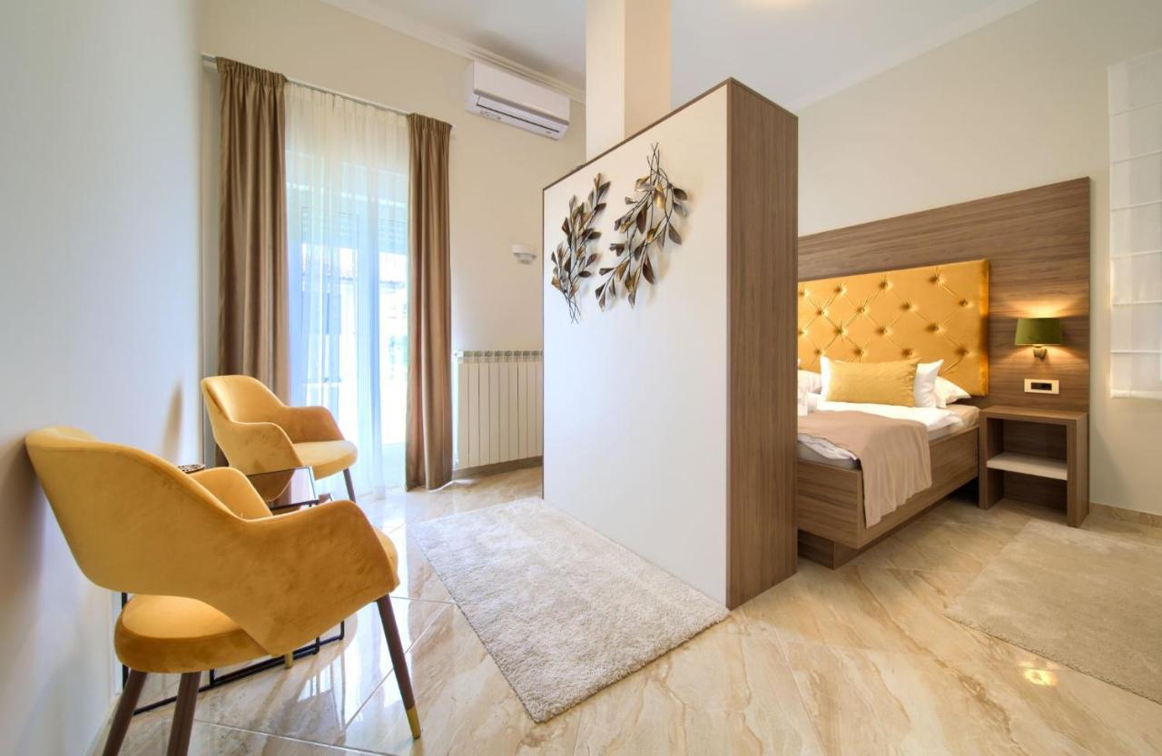 Villa Piano Pinezići Εξωτερικό φωτογραφία